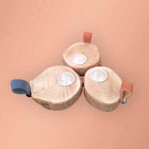 Houten kaarsenstandaard