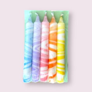 Regenboogkleurige marble set van 5