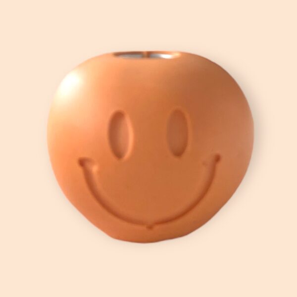 Jesmonite smiley kaarsenstandaard - Afbeelding 6